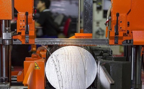 坦洲镇立式金属带锯床切削出现跑带故障解决方法！